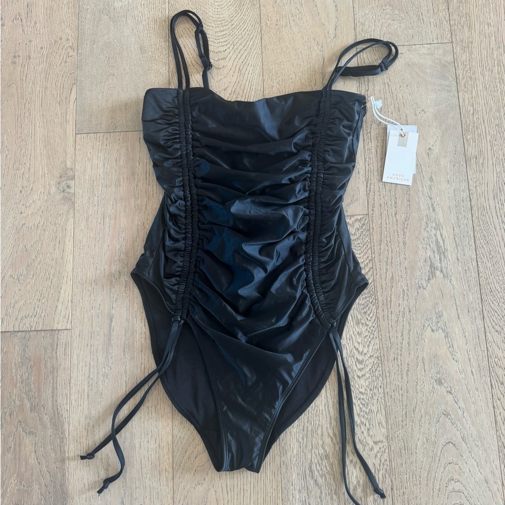 Good American Shine Side Ruching One Piece Black Size 3